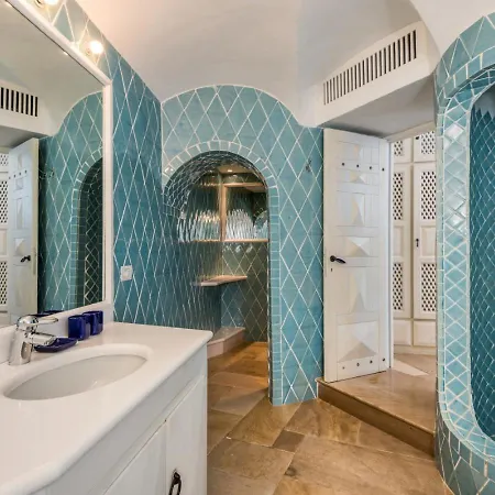 Villa Ancora - Elegant Escape Above *